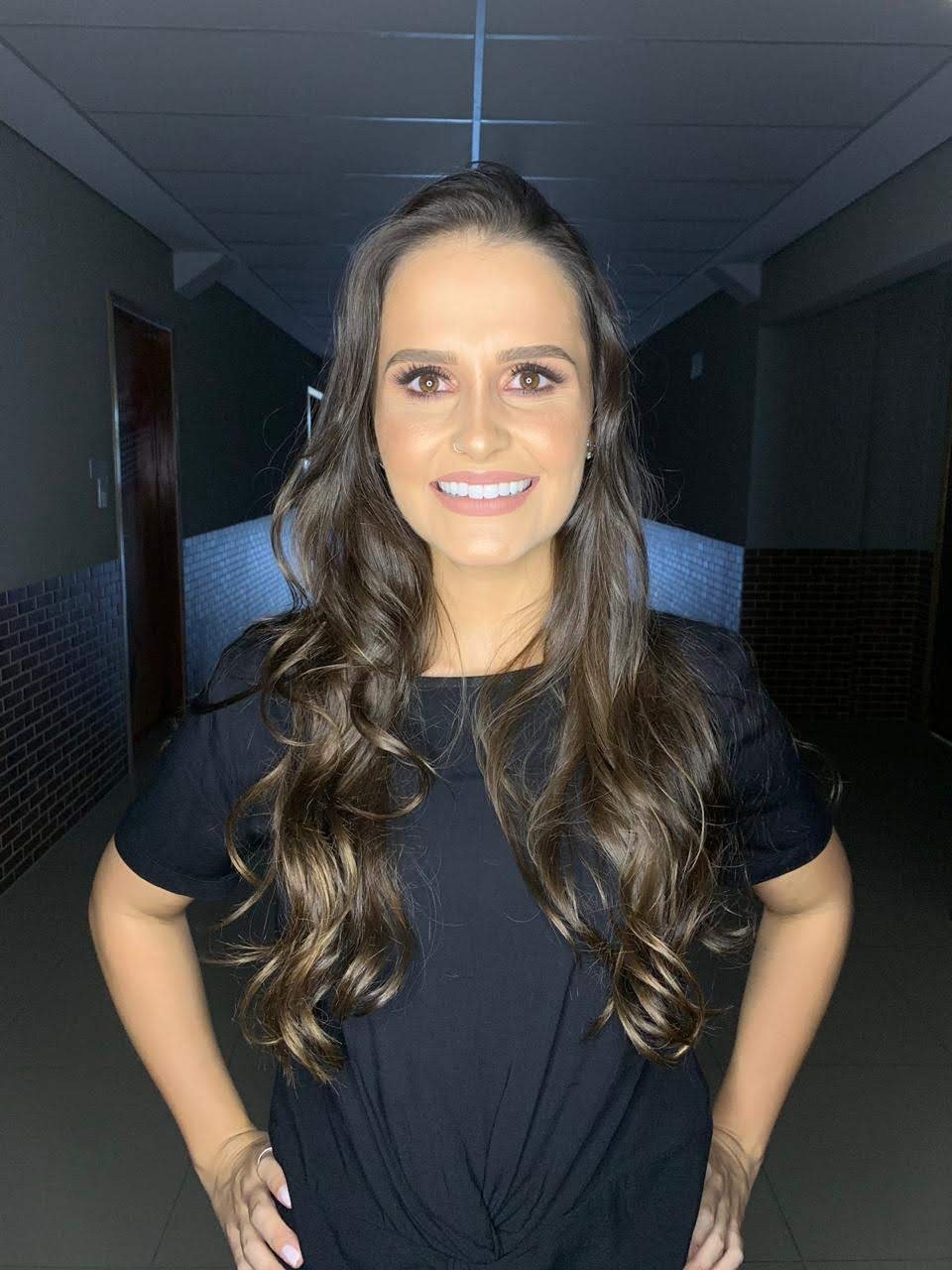 Dra. Marcela Machado — Médica especializada em emagrecimento e saúde hormonal em Mineiros-GO